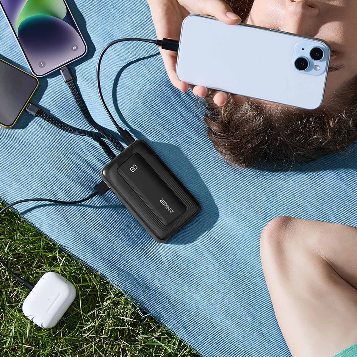Anker 30W 10000mAh Power Bank with 2 Built-in USB-C Cable - thumbnail 5