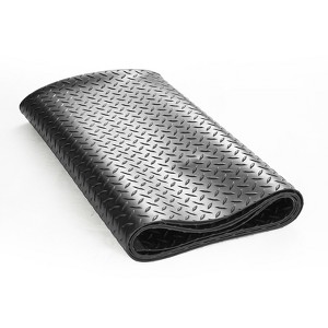 VEVOR Diamond-Plate Rubber Flooring Roll, 3 mm x 4 ft x 6 ft Garage Floor Mat, SBR Rubber Garage Flooring Roll, Easy to Clean, Rubber Mat, Black - 1 of 4