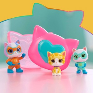 SuperKitties Blind Collectible Animal Figure - 1 of 4
