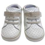 Baby Solid Crib Shoes - Cat & Jack™ White