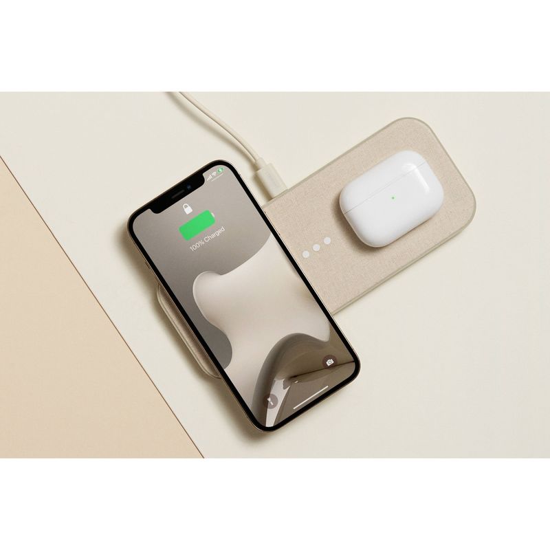 Courant Essentials CATCH:2 Multi-Device Wireless Charger, 3 of 6