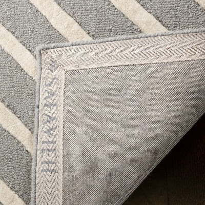Safavieh Kids 5' x 5' Grey and Ivory Hand-Tufted Wool Rug