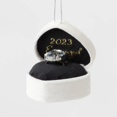 Top Engagement Ring Ornament Target for Stunning Wedding Bands