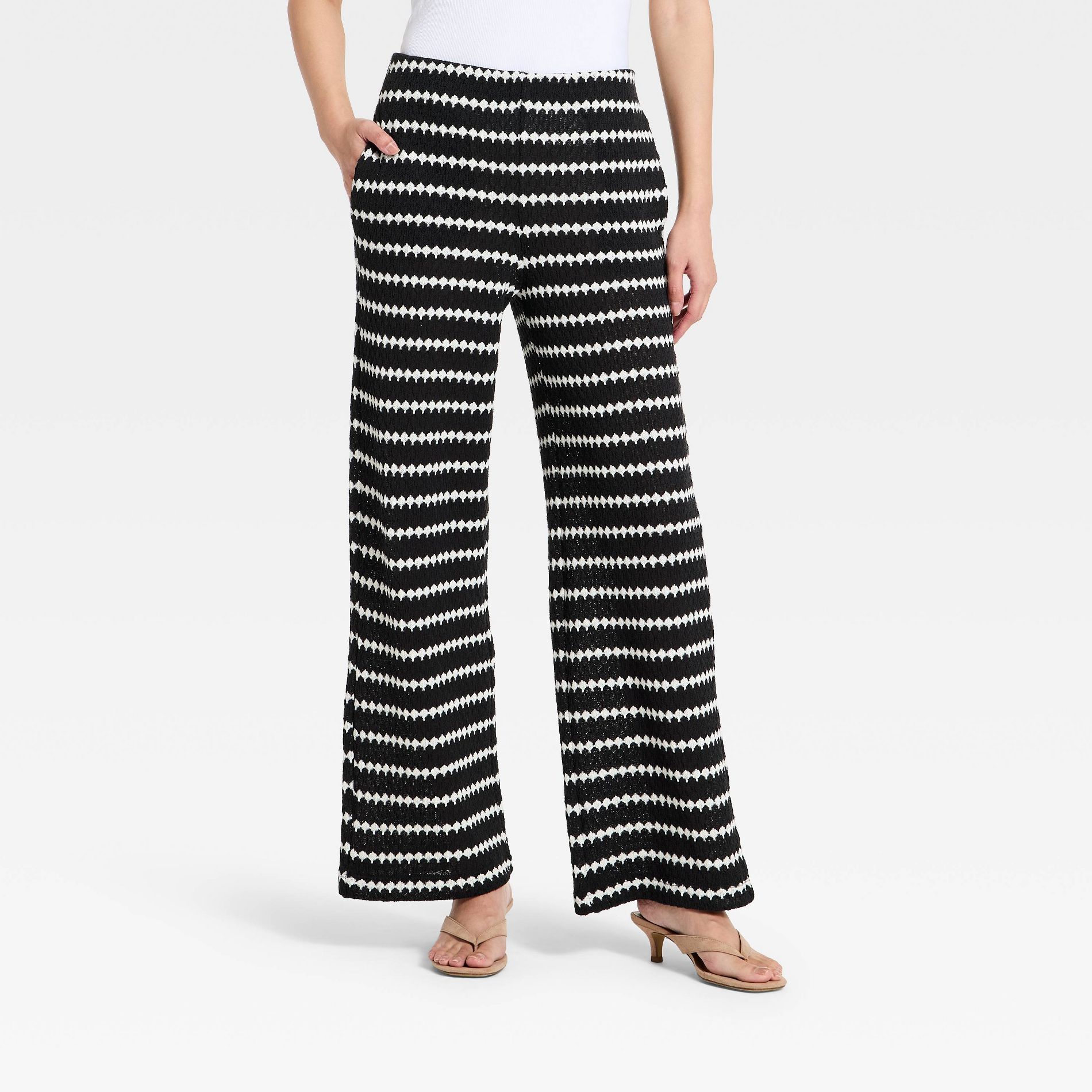 Women's Casual Textured Pull-On Pants - A New Day™
