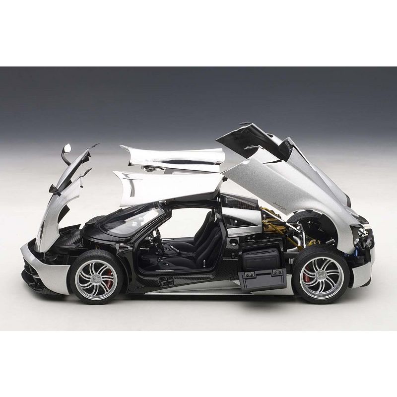 Pagani Huayra Silver 1/18 Diecast Car Model by Autoart, 4 of 5