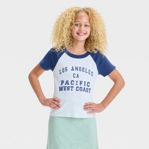 Girls' Short Sleeve Raglan T-Shirt - art class™ - 1 of 4