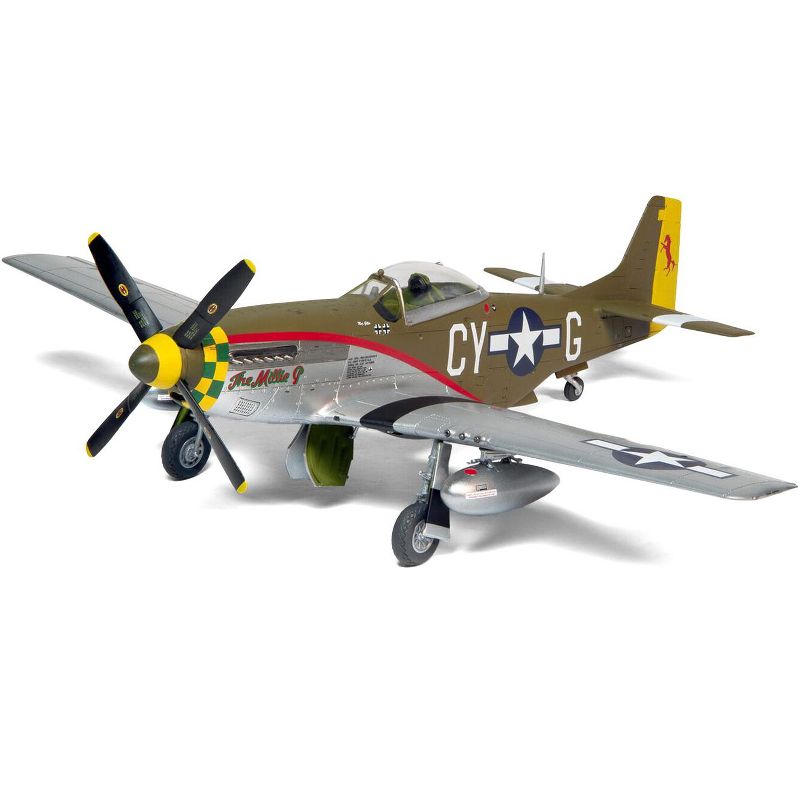 Level 2 Model Kit North American P-51D Mustang Fighter Aircraft with 2 Scheme Options 1/48 Plastic Model Kit by Airfix, 2 of 5