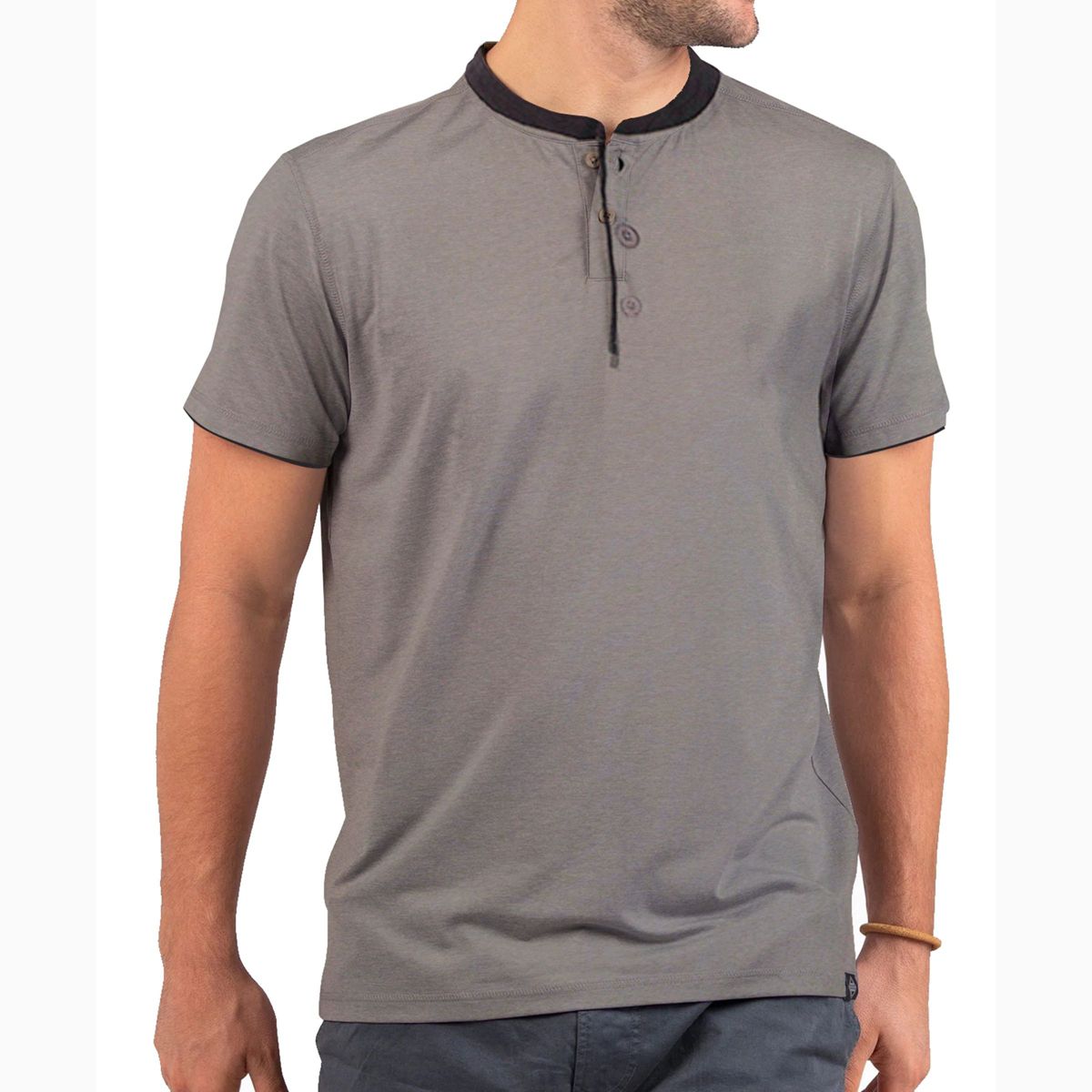 Men's Short Sleeve Henley T-Shirt with Contrast-Trim