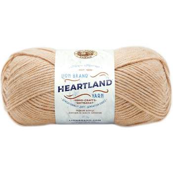 Lion Brand Yarn Hometown Yarn, Bulky Yarn, Yarn for Knitting  and Crocheting, Highland Park Beige, 243 Foot (Pack of 1)
