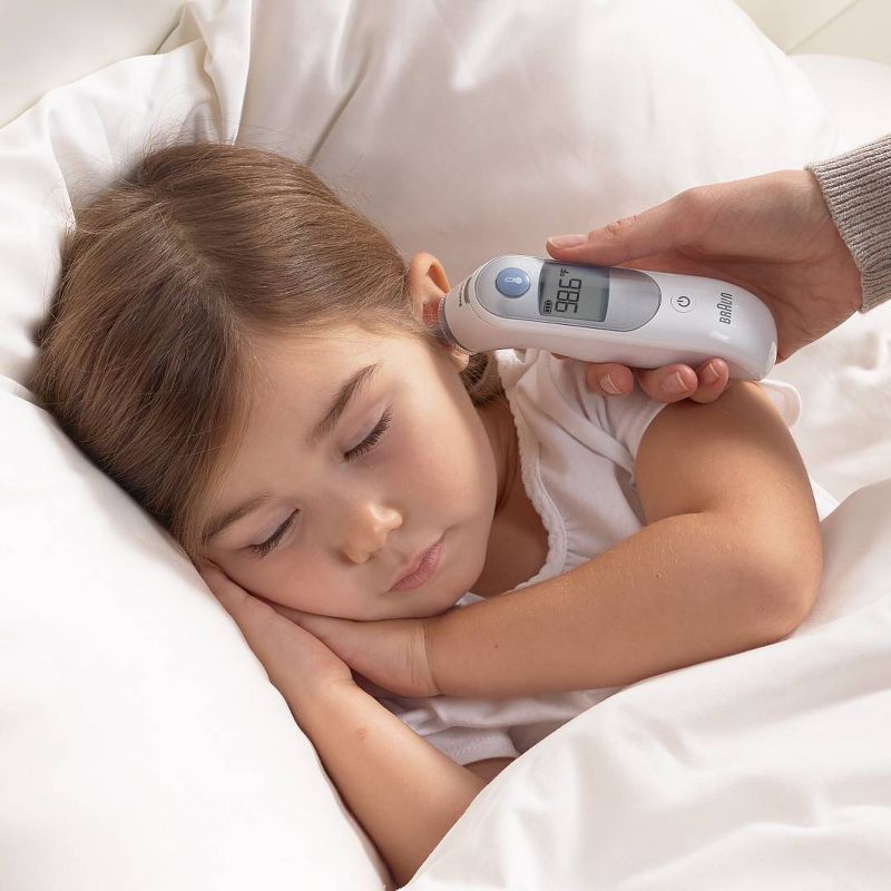 Braun Thermoscan Ear Thermometer with ExacTemp Technology, 6 of 13