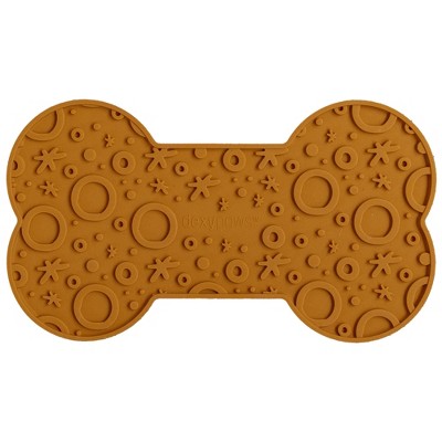 Dexypaws: Enrichment Lick Mat: Brown Bone, Grooved Dog Feeding Pad