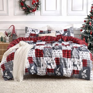 3 Piece Christmas Duvet Cover Bedding Set - 1 of 4