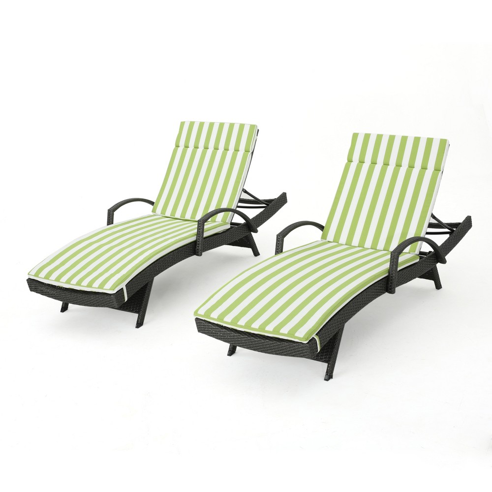 Salem Gray 2pk Wicker Adjustable Chaise Lounge with Arms - Green/White - Christopher Knight Home