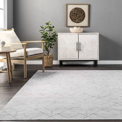 Gray Geometric 8' x 10' Washable Synthetic Area Rug