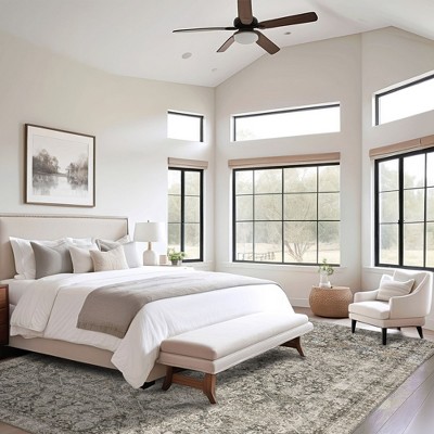 Gray Rectangular 4' x 6' Synthetic Vintage Medallion Area Rug