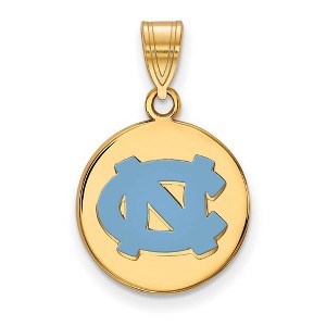 Black Bow Jewelry 14k Yellow Gold Plated Sterling Silver North Carolina Tar Heels NCAA Medium Pendant - 1 of 3