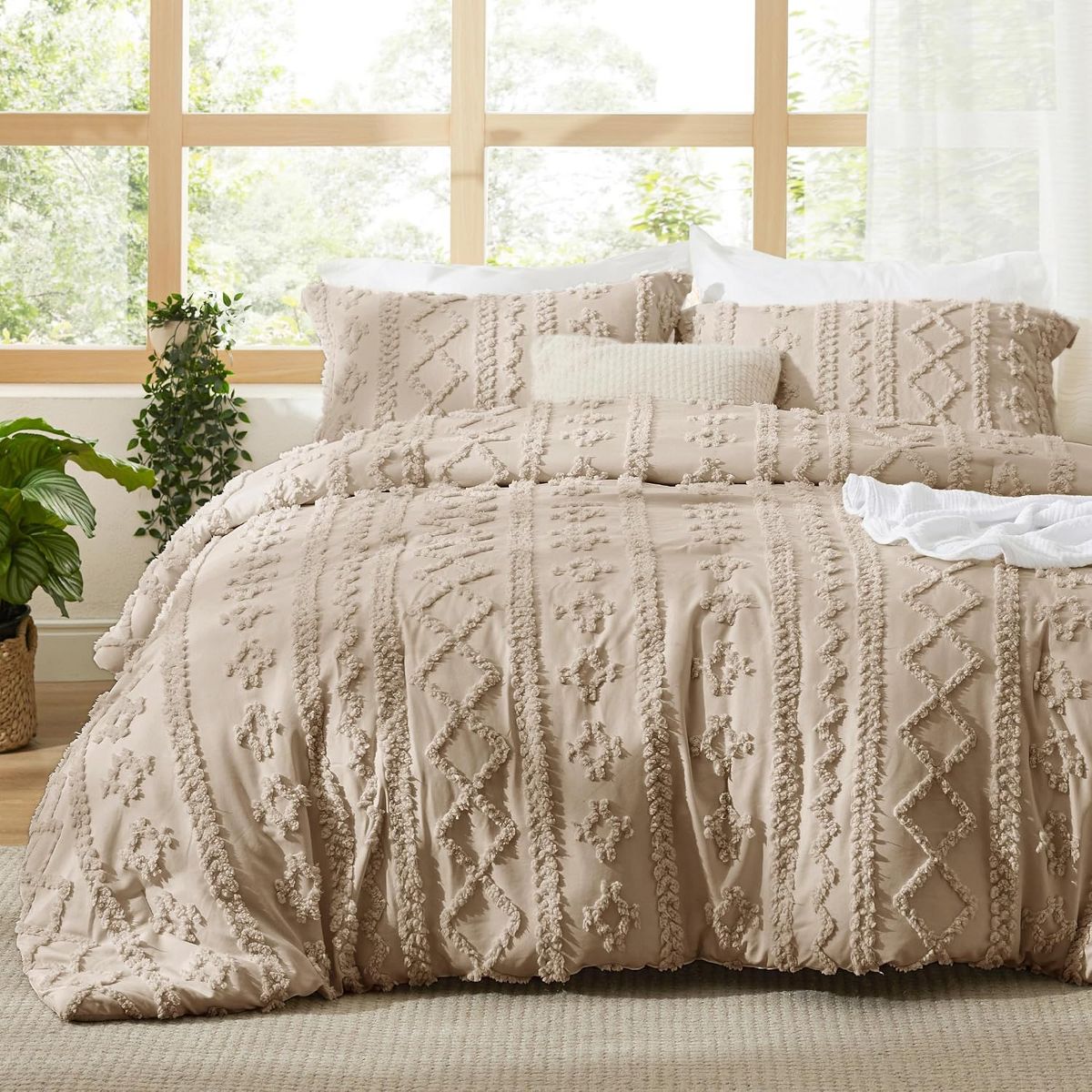Tufted Boho Comforter Set Bed Set GentleSoft Farmhouse Shabby Chic Embroidery Bedding