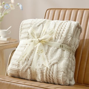 Amelie Home Cable Knitted Throw Blanket for Couch, Chenille Chunky Knit Throw Blanket 50*60 inches - 1 of 4