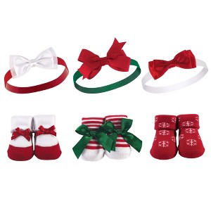 Hudson Baby Infant Girl Headband and Socks Giftset 6pc, Christmas Snowflake, One Size - 1 of 1