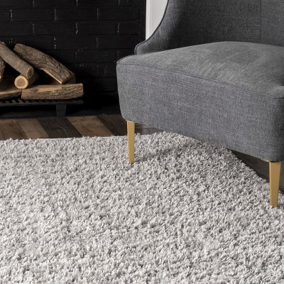 Gray Synthetic Solid Shag Area Rug 5' 3" x 7' 7"