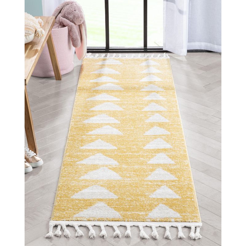 Well Woven Tango Geometric Triangle Stain-resistant Area Rug, 3 of 10