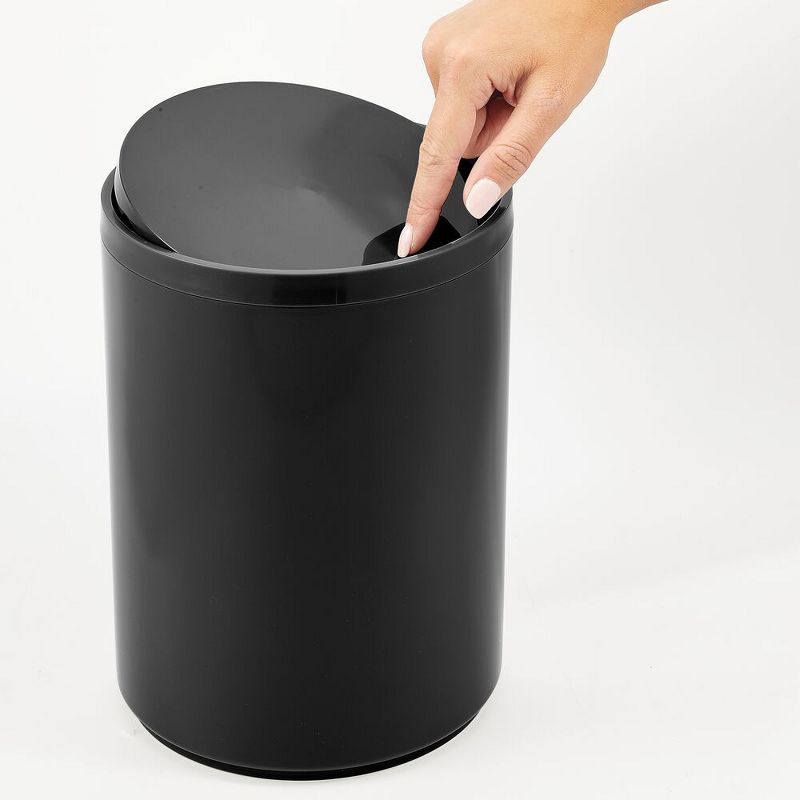 mDesign Plastic Small Round 1.7 Gallon Trash Can with Swing Lid, 3 of 7