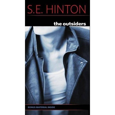 The Outsiders (Reprint) (Paperback) by S. E. Hinton