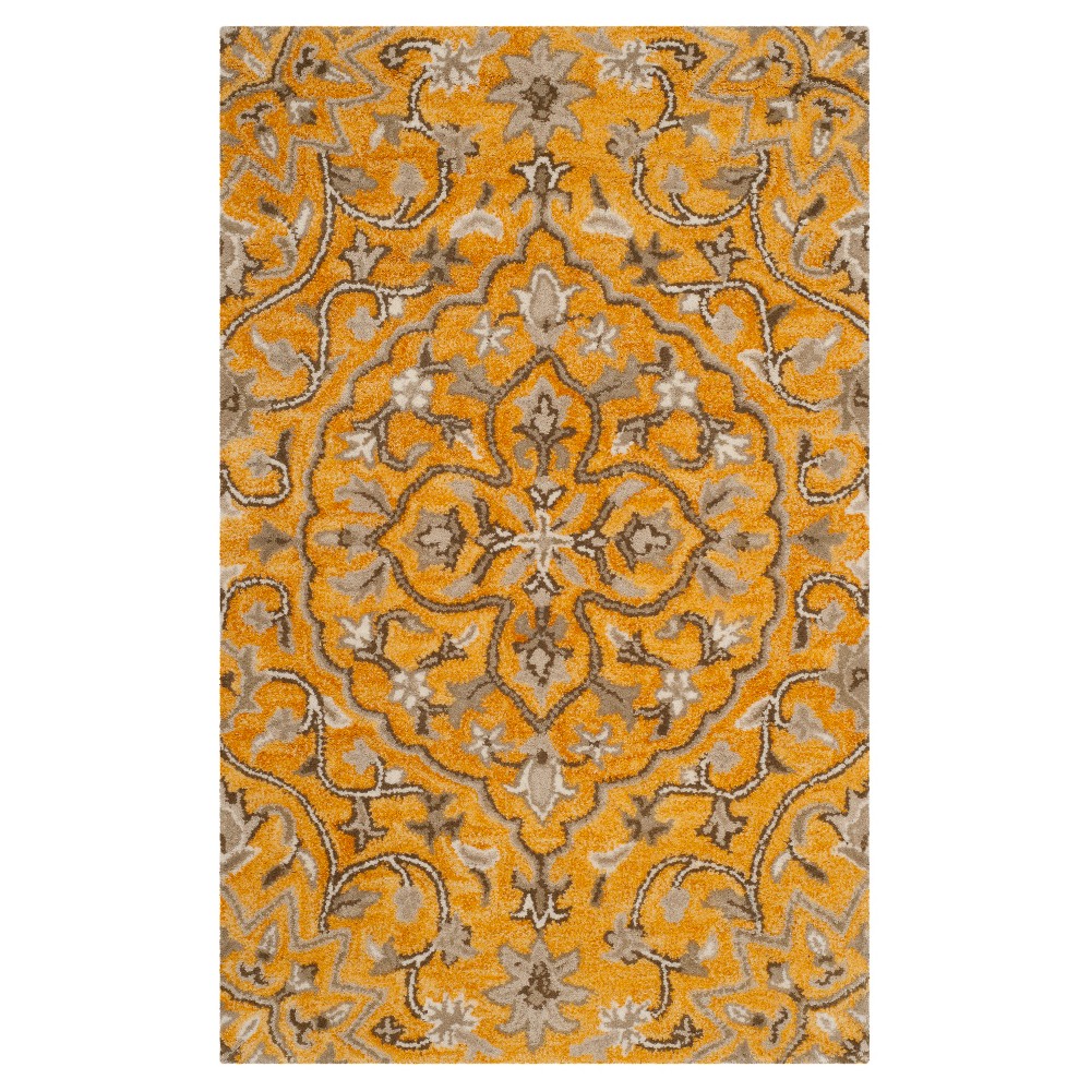 Gold/Taupe Botanical Tufted Accent Rug - (2'6inx4') - Safavieh