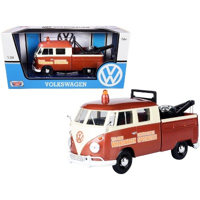 Volkswagen Type 2 (T1) Tow Truck "Volkswagen Specialists" Brown Metallic and Cream 1/24 Diecast Model Car by Motormax