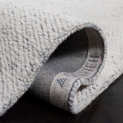 Handmade Dark Grey and Ivory Wool Tufted Rug, 3' x 5'