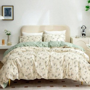 Floral Queen Duvet Cover, Brushed Microfiber 3 - Piece Set, Garden Style, Zipper Closure, Soft Breathable - 1 of 4