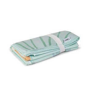 SARO Microfiber Beach & Pool Towel: Quick Dry, Absorbent, Kids & Adults - 1 of 4