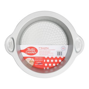 Betty Crocker Carbon Steel 12.5 x 10.5 x 2 Inch Round Cake Pan - 1 of 4
