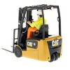 CAT Caterpillar EP16(C)PNY Lift Truck with Operator "Core Classics Series" 1/25 by Diecast Masters - 2 of 4