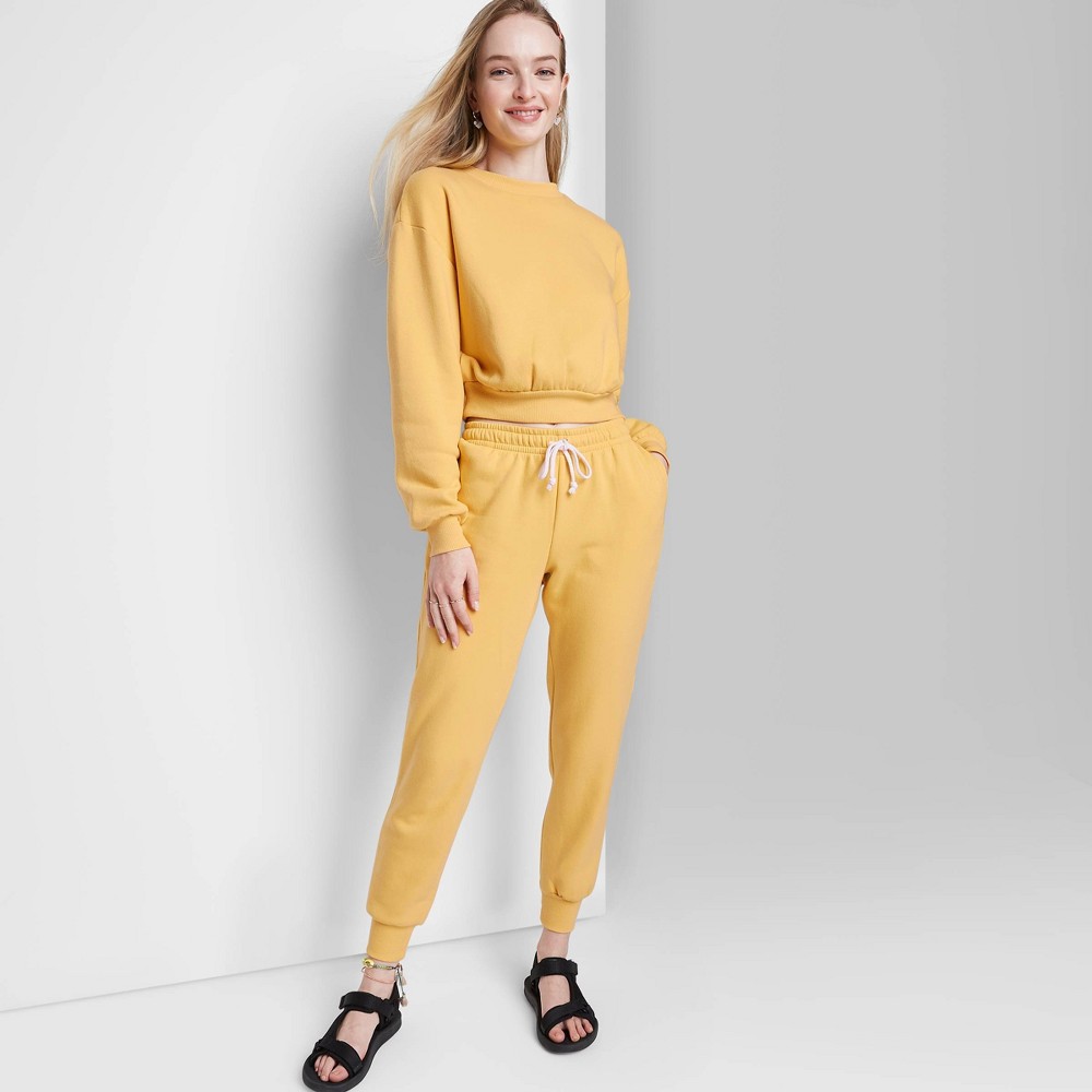size x- large Women's High-Rise Sweatpants - Wild Fable Vintage Yellow 