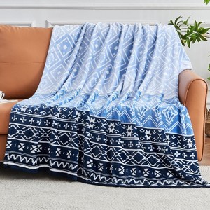 Lomsoe Cozy Printed Blanket Blanket, Flannel Throw Size for Home Decoration, Ultra Soft Throw, Christmas Light. - 1 of 4