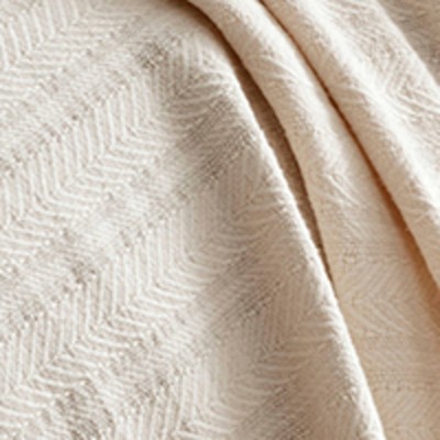 Luxurious King-Sized Chevron Cotton Blanket in Ecru