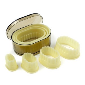 O'Creme Heat Resistant Cutters, Fluted Oblong, Plastic, 7-Piece Set - 1 of 1