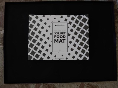 Splash Mat Silicone Dog Food Mat with Tall Lip XL / Black