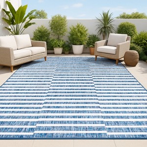 Sukie Modern Offset Stripe Indoor/Outdoor Area Rug - JONATHAN Y - 1 of 4