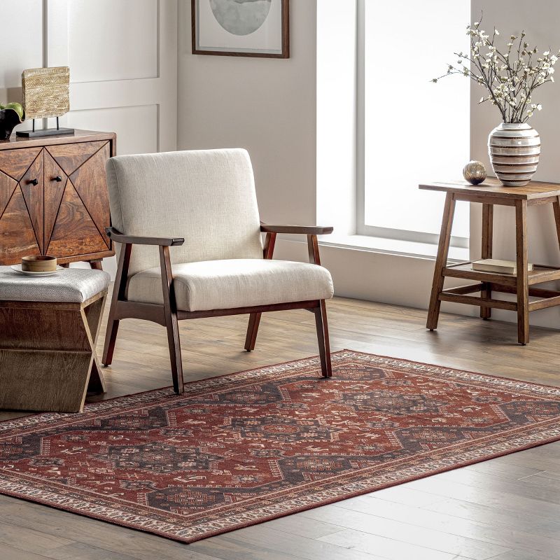nuLOOM Kathryn Machine Washable Traditional Rustic Area Rug, 2 of 13