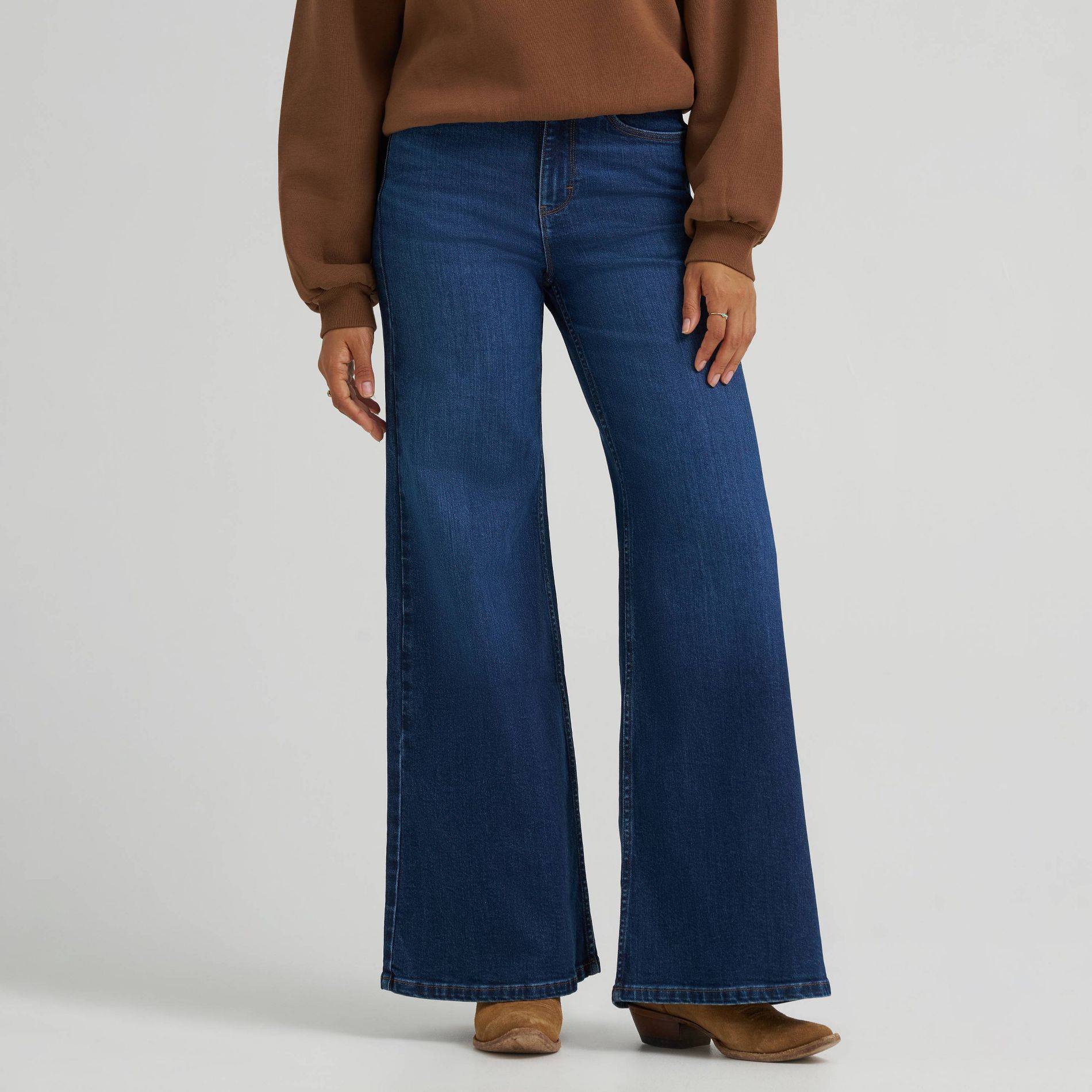 Wrangler Women's High-Rise Wide-Leg Jeans - Overcast Wash
