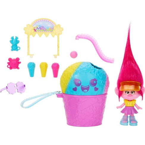 Trolls Fun Fair Surprise Fairfest Queen Poppy Small Doll & 10 ...