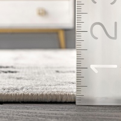 Reversible Gray Geometric Moroccan Synthetic Area Rug, 8' x 10'