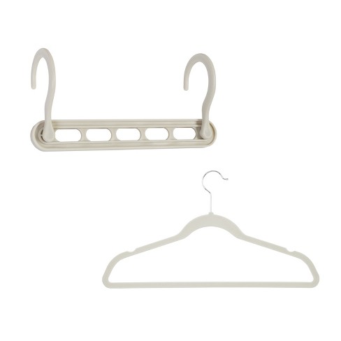 Honey-Can-Do 50-Pack Plastic Non-slip Grip Clothing Hanger (Black) in the  Hangers department at