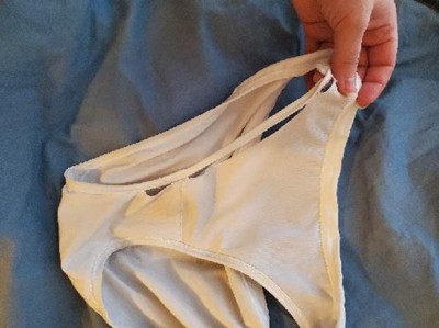 Hanes 3-Pack Women's Premium Comfort Flex Fit Microfiber Bikini No Lines  Underwear (M8-10) 