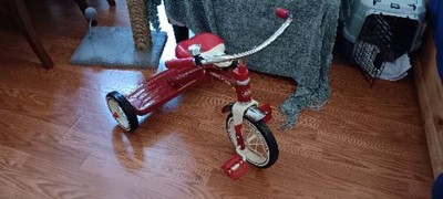 Radio Flyer Big Red Classic Tricycle, Toddler Trike, Tricycle for Toddlers  Age 2.5-5, Toddler Bike,Large