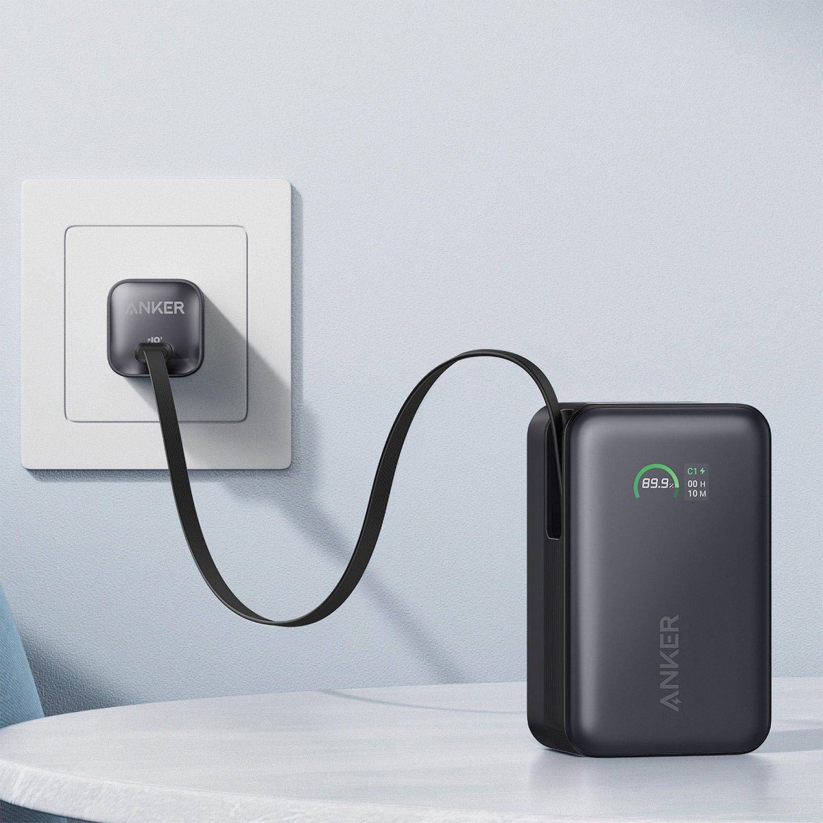 Anker 10000 mAh 45W with Built-In Retractable USB-C Cable - thumbnail 4