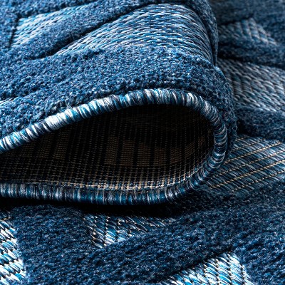 Blue Geometric 8' x 10' Reversible Indoor/Outdoor Rug