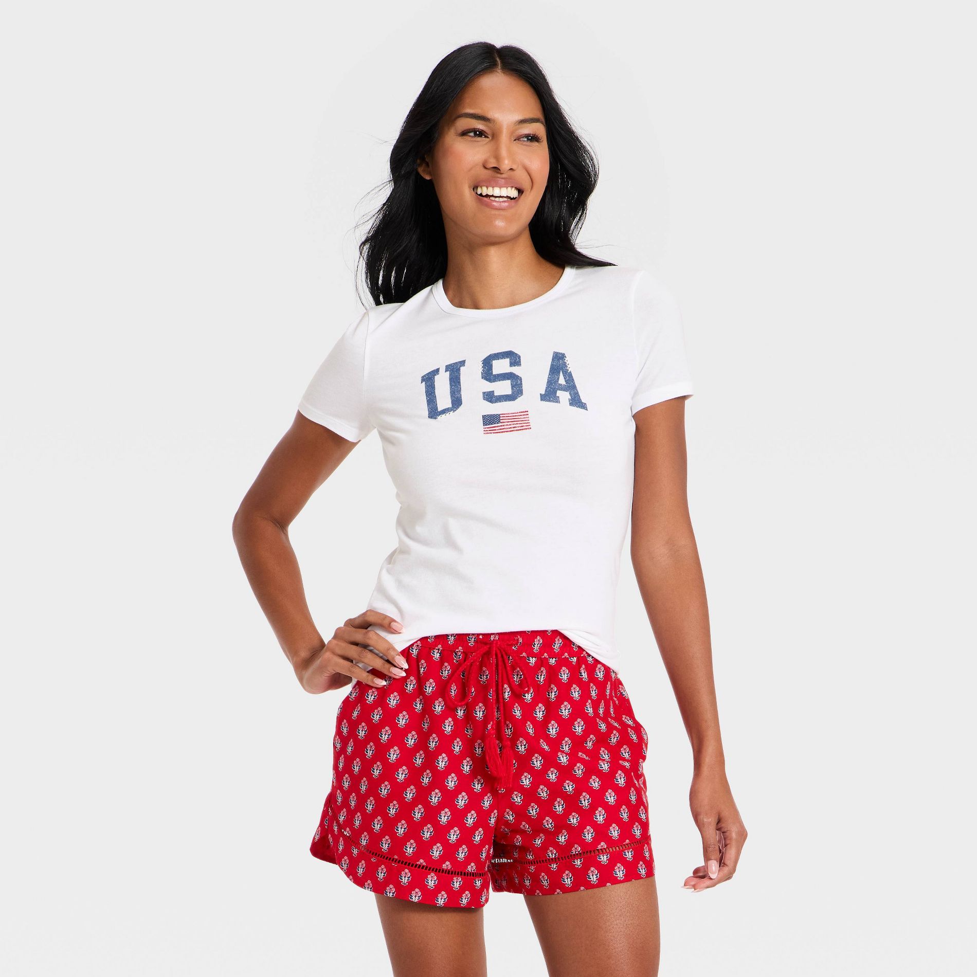 Women's Short Sleeve Graphic T-Shirt - Universal Thread™